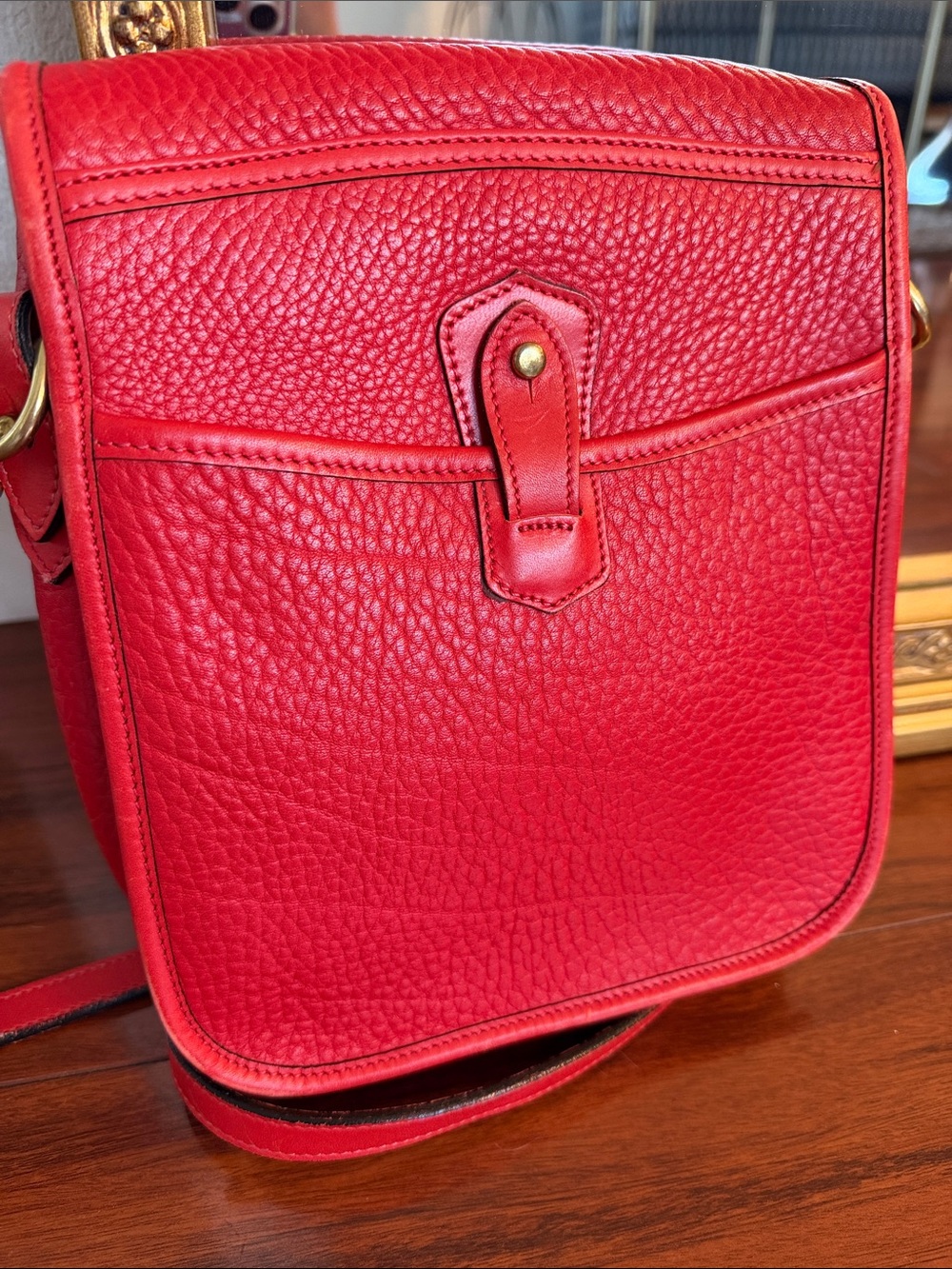 Vintage Dooney & Bourke Red Pebbled Leather Turn-Lock Crossbody - Picture 3 of 13